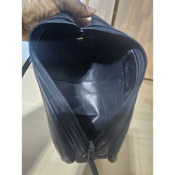 Authentic CHRISTIAN DIOR Vintage Barrel Crossbody/Shoulder Bag Black - Picture 7 of 8